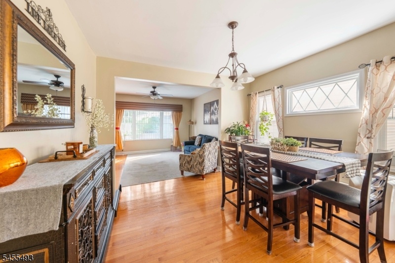 Dining room 2