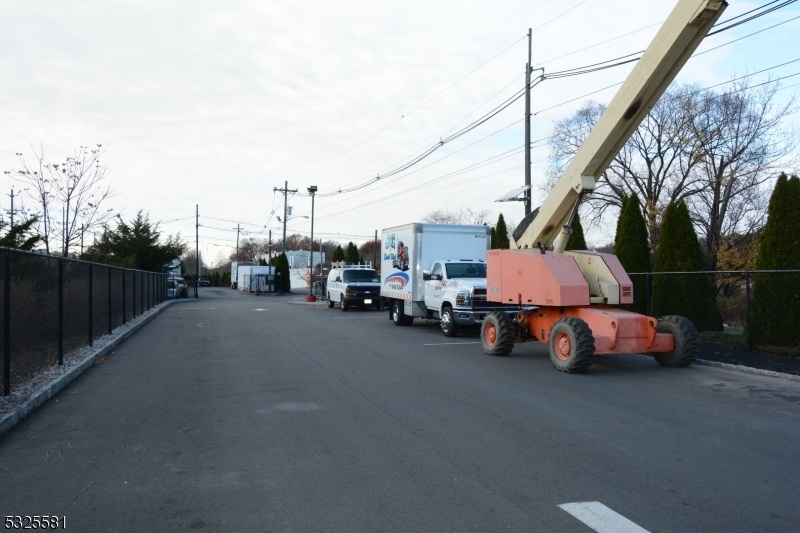 Truck parking
