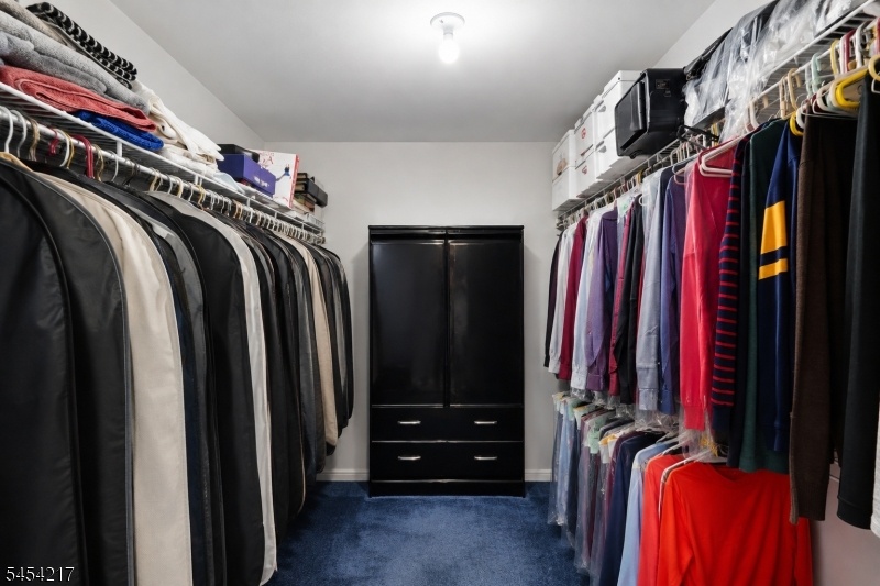 Walk in Closet