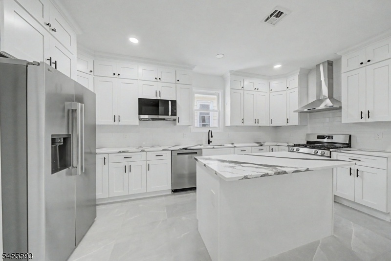 Kitchen Apt 2