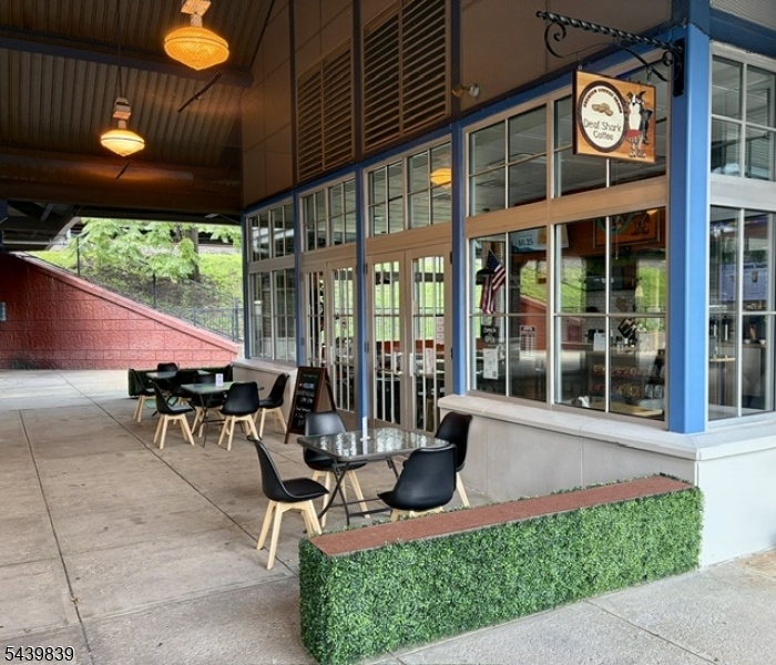 Train Station Cafe