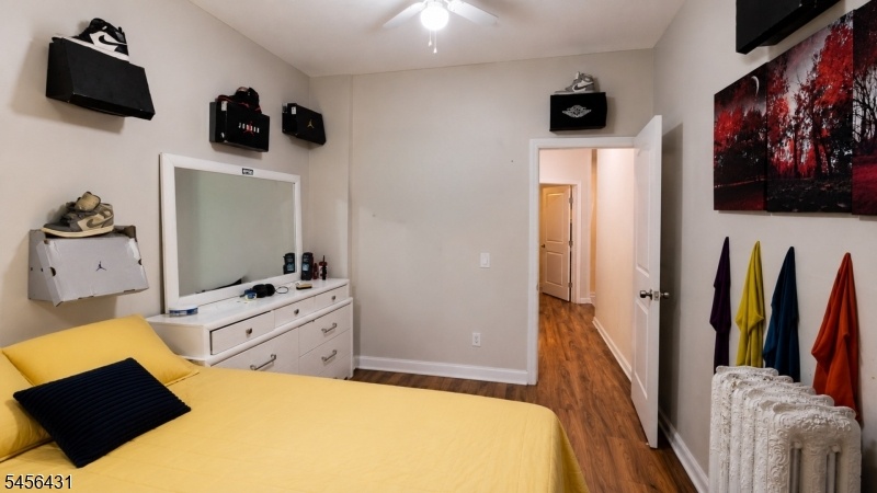 bedroom3
