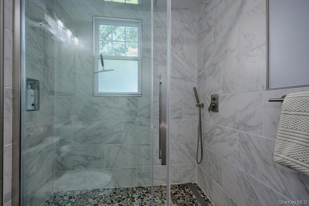 1st Floor Bathroom