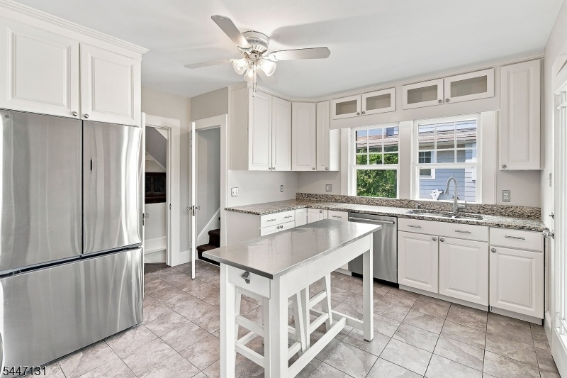Kitchen-Stainless Appliances