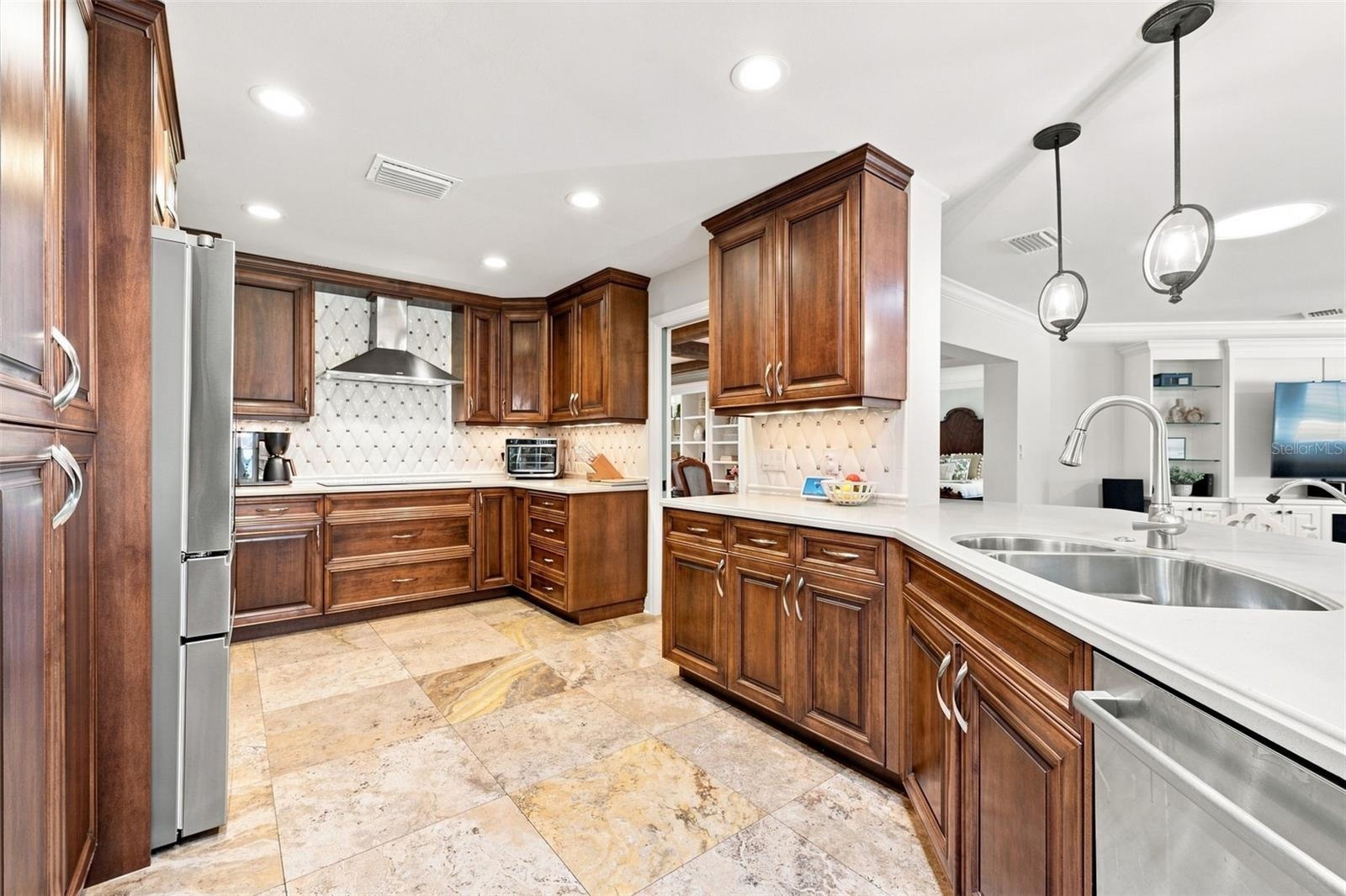 And fantastic space for entertaining or enjoying the art of cooking.