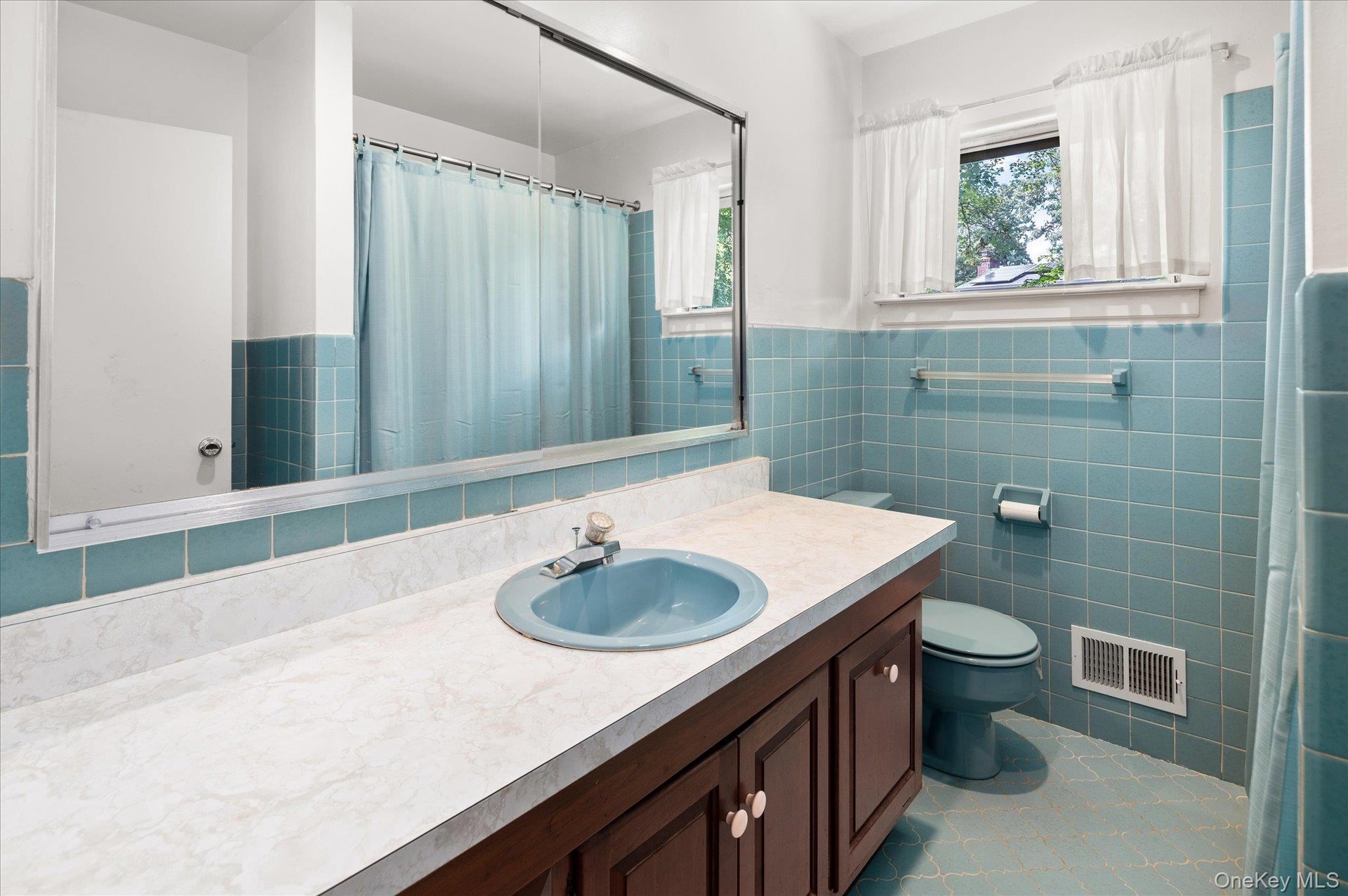 Hall Bathroom