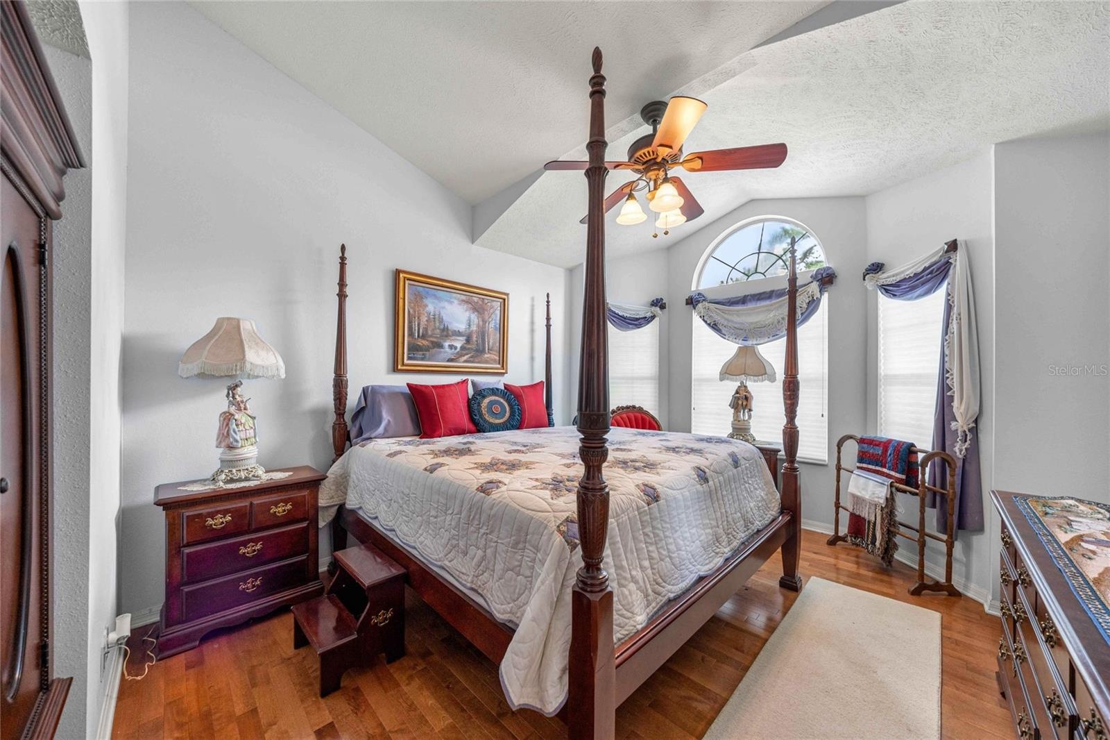 Guest Bedroom #1