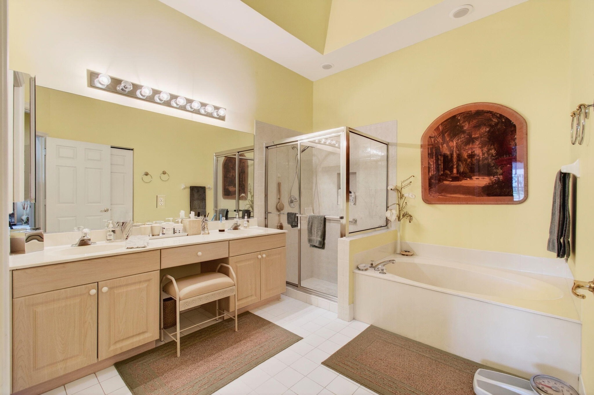 Ensuite