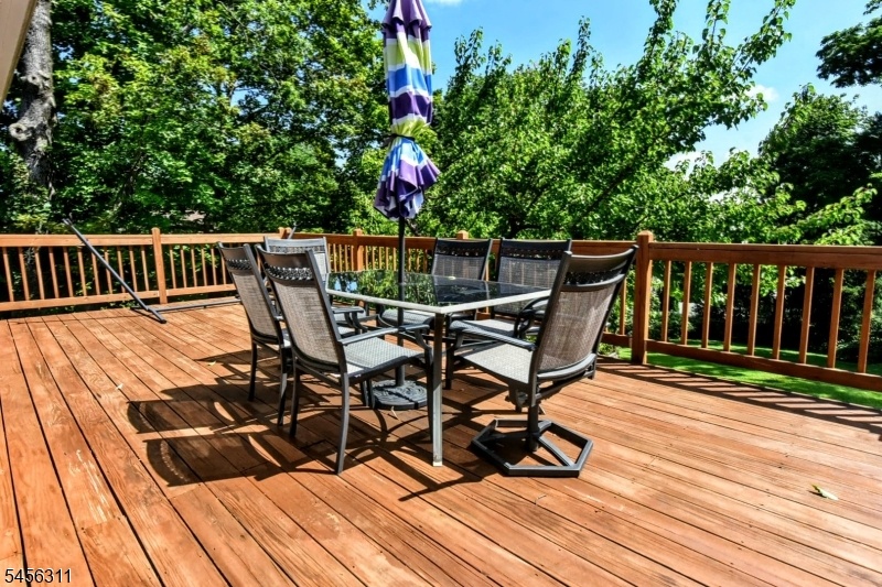 Upper Deck