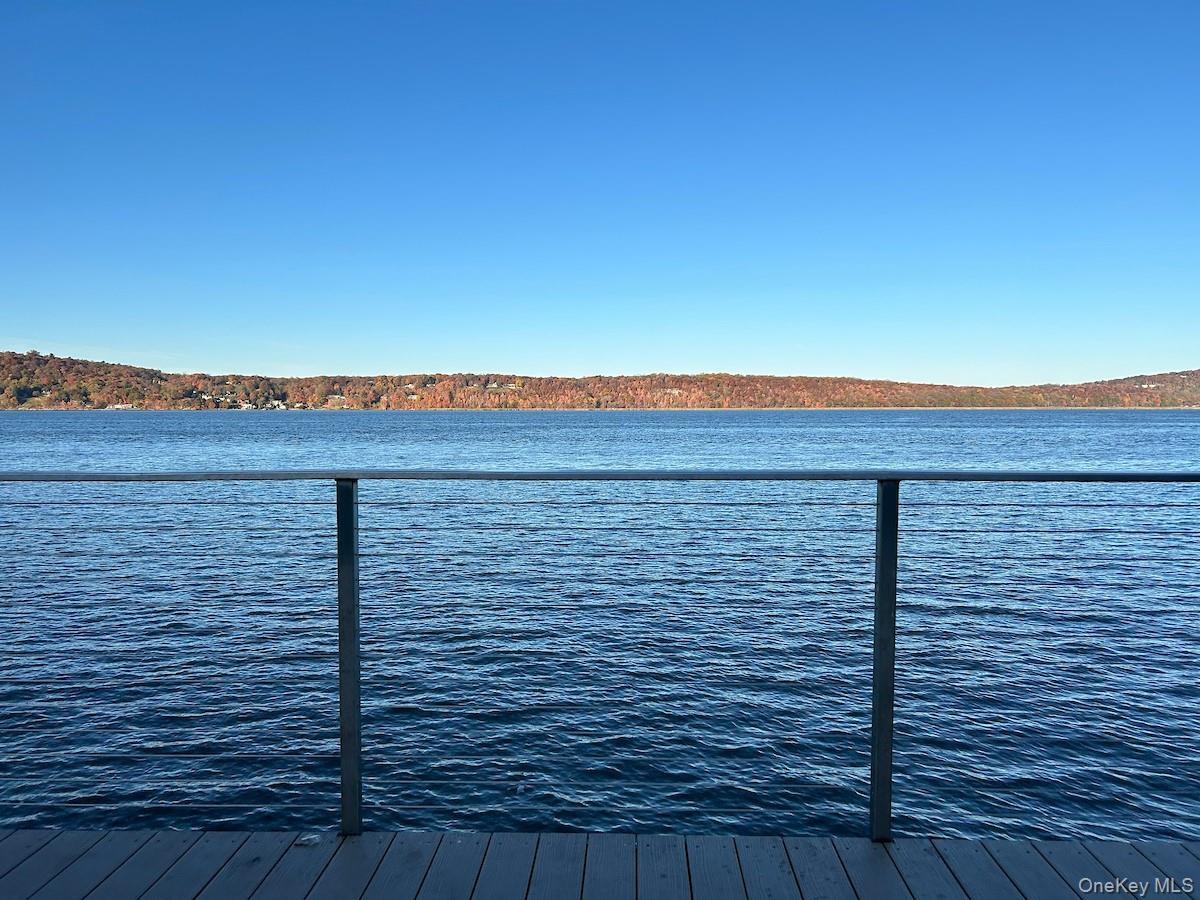 Dobbs Ferry Waterfront Park - Fishing Pier