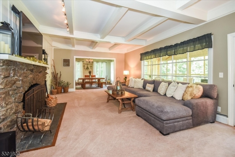 Living Room & Dining Rm