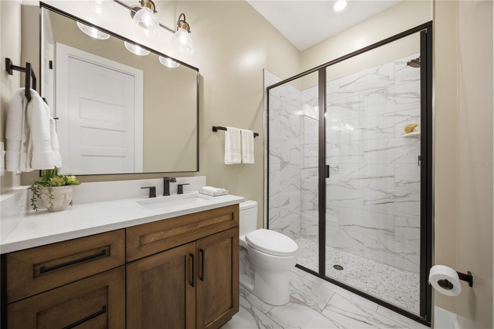 Downstairs full bath