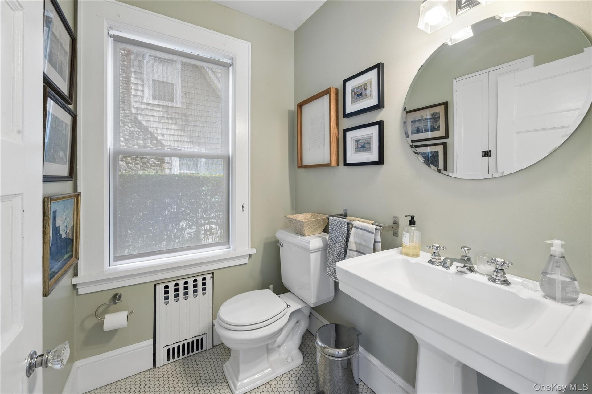 First Floor 1/2 Bath