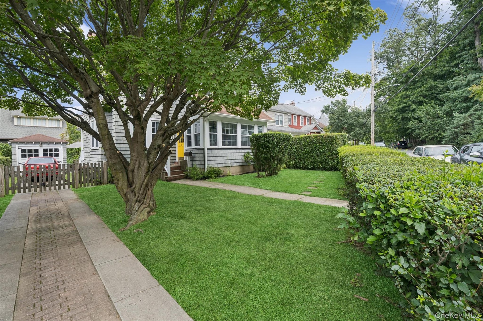 From Driveway entrance