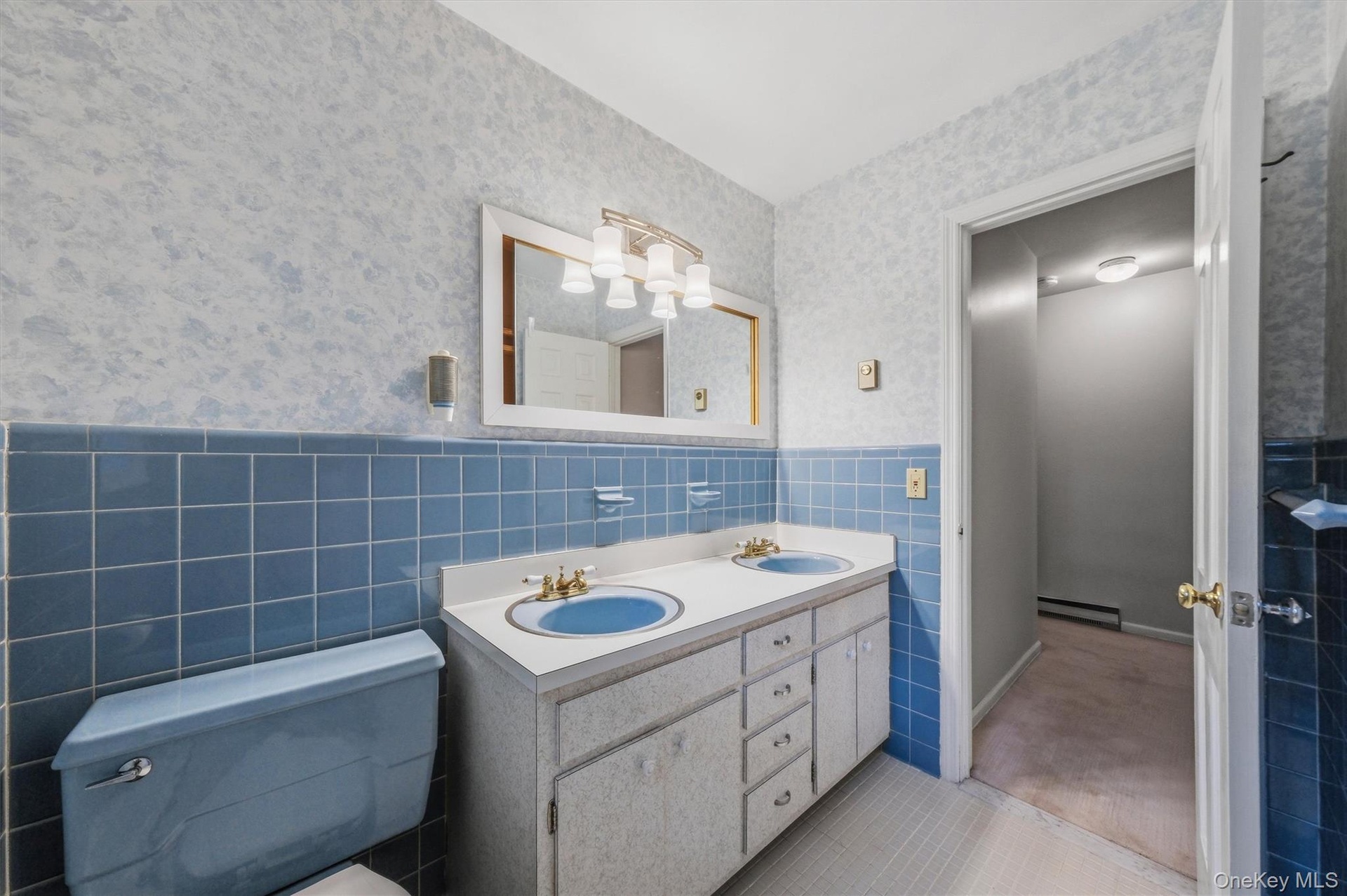 Hall full bath