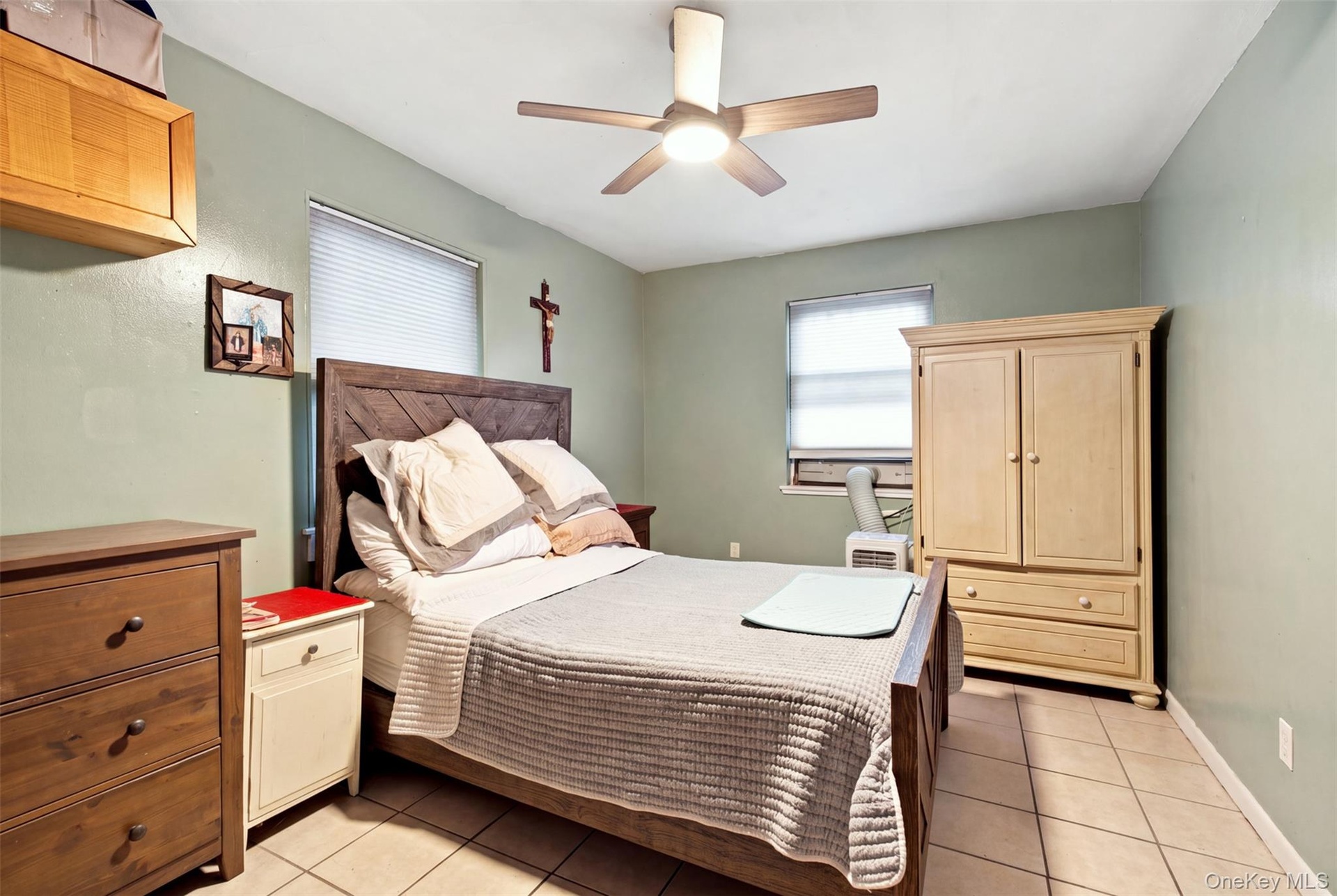 bedroom 1st floor apartment