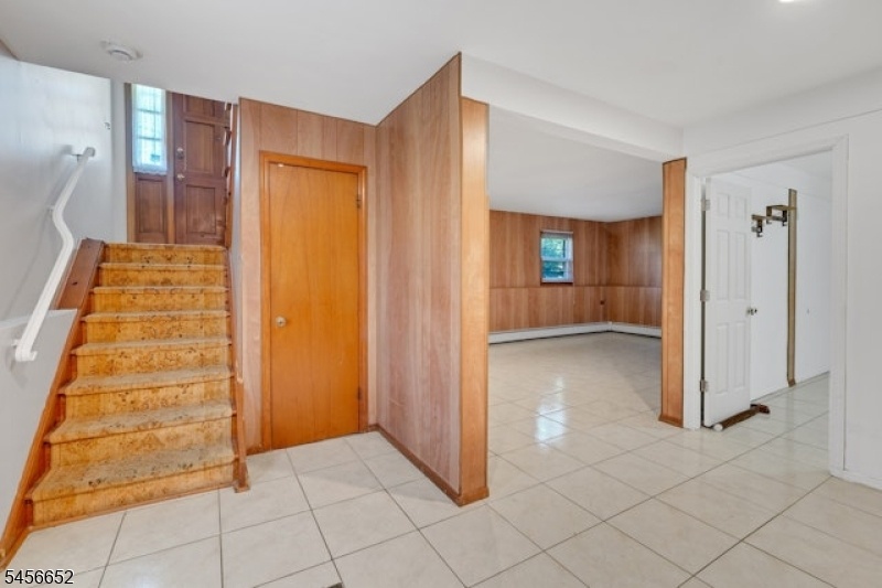 Staircase to Main Level