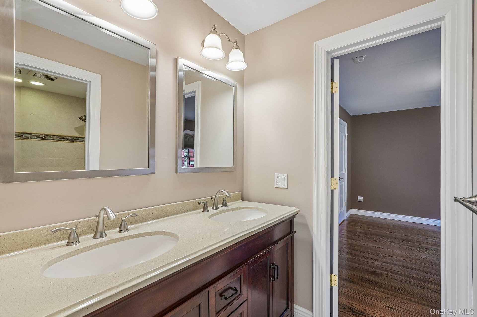 Main Level Jack And Jill Full Bath