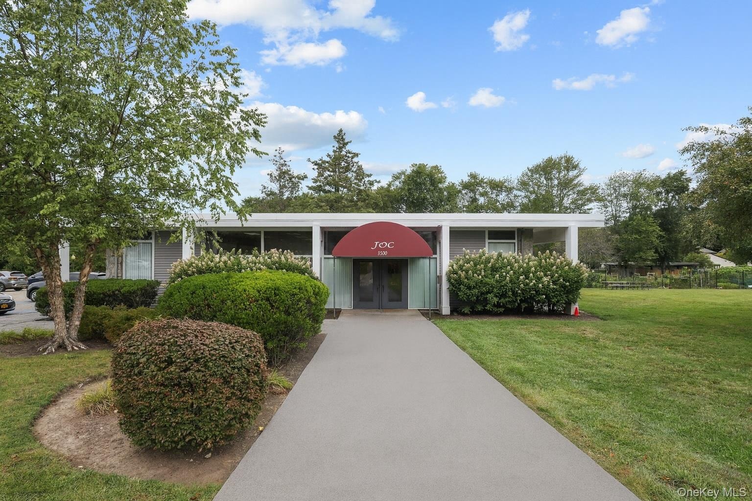 Annex in addition to main clubhouse for social gatherings and available for rent to residents.