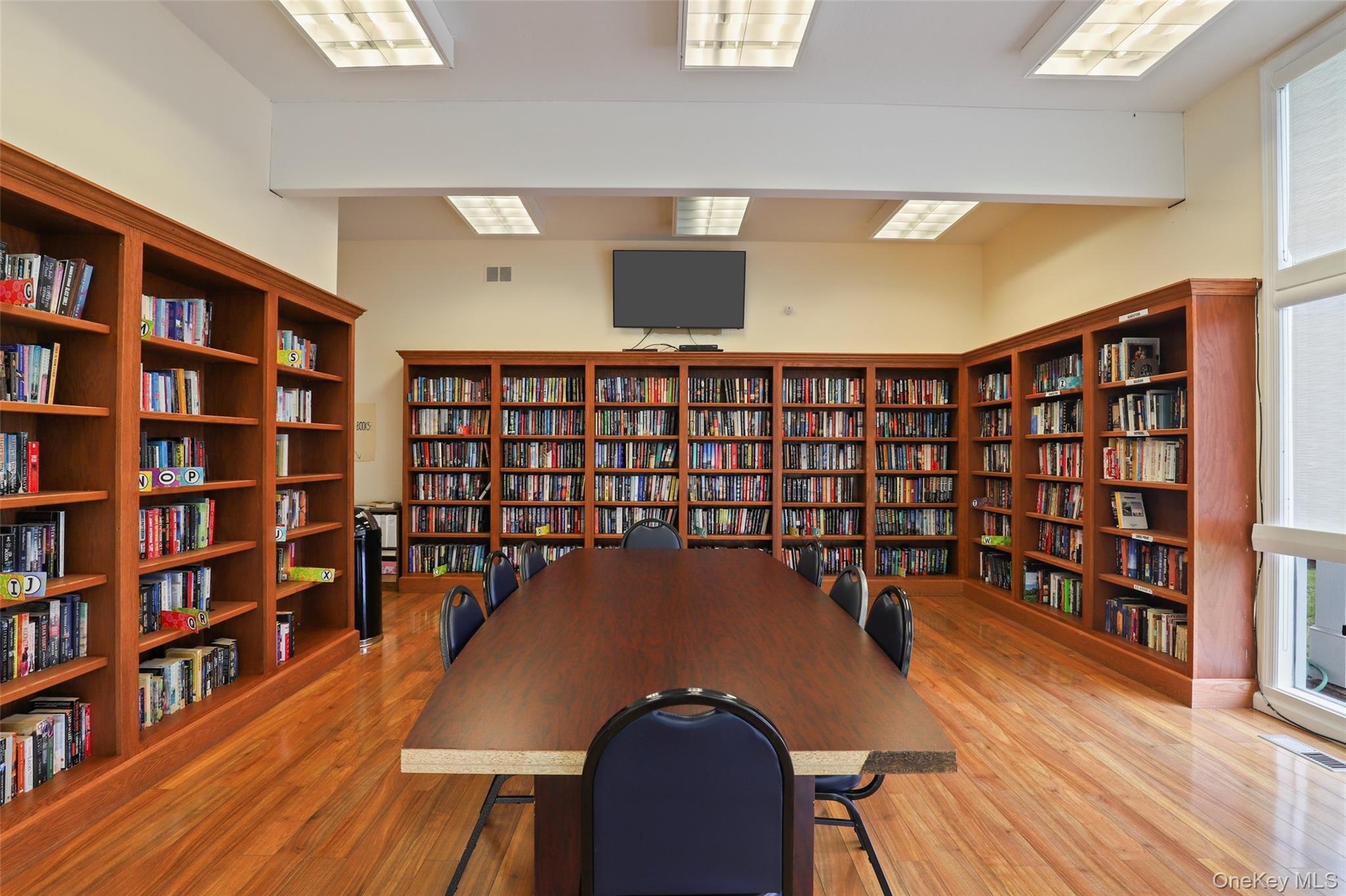 Library with great selection for all residents. Enjoy the monthly book club too!