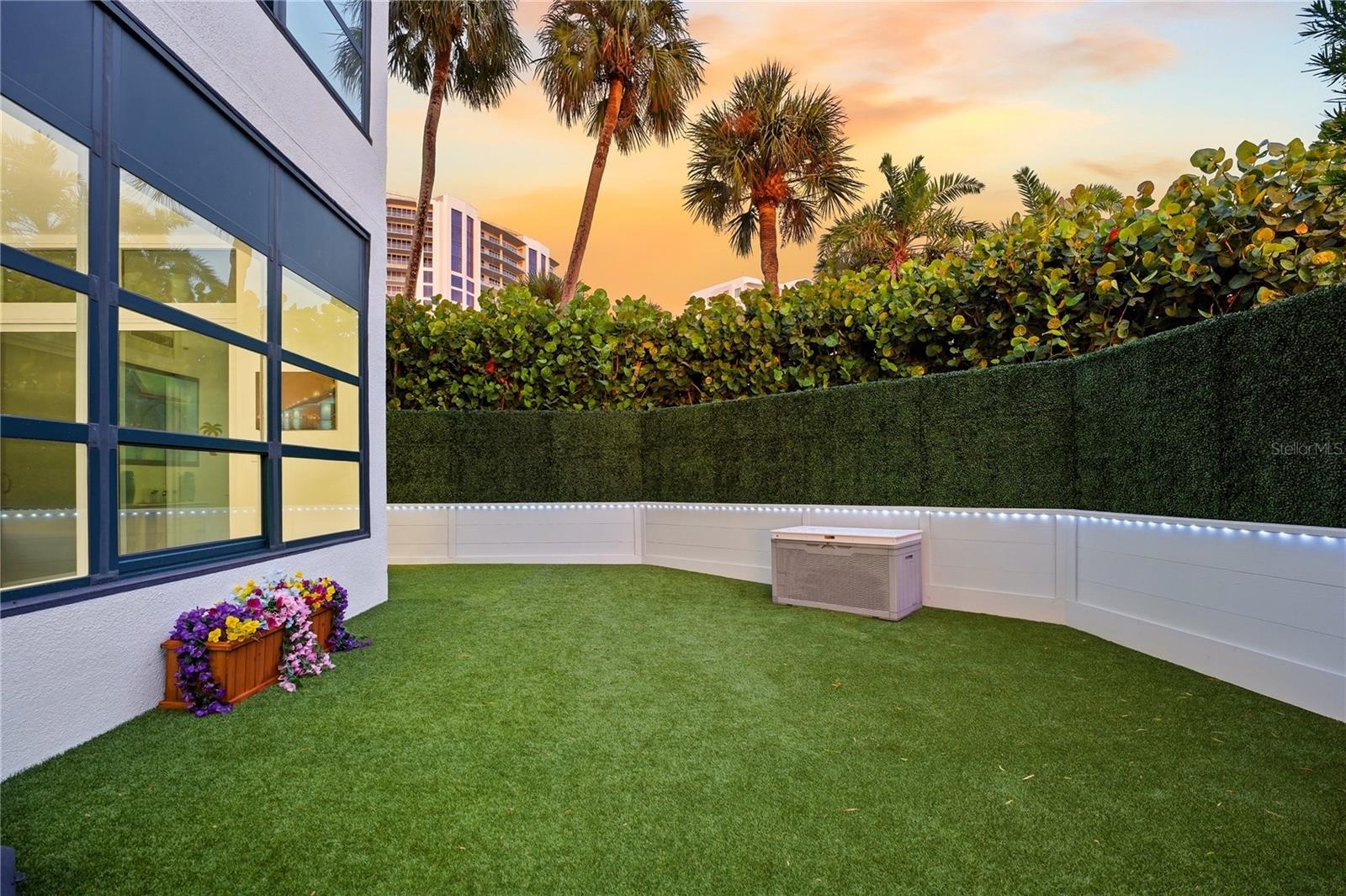 TOTAL PRIVACY IN THE BACKYARD