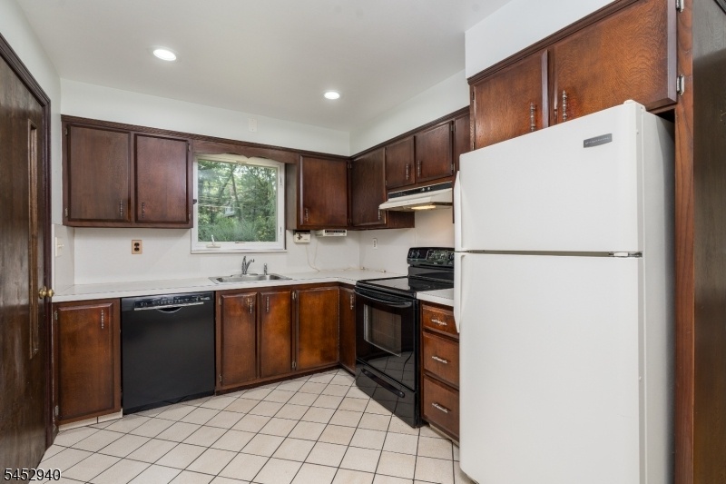 Eat in Kitchen
