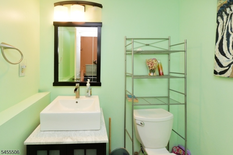 Powder Rm