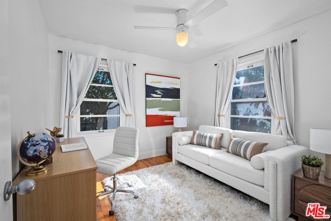 2nd bedroom