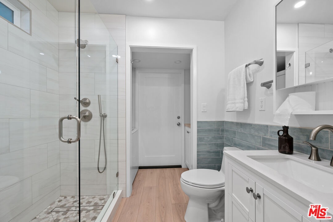 Back house bath and laundry