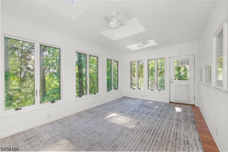 SUNROOM1