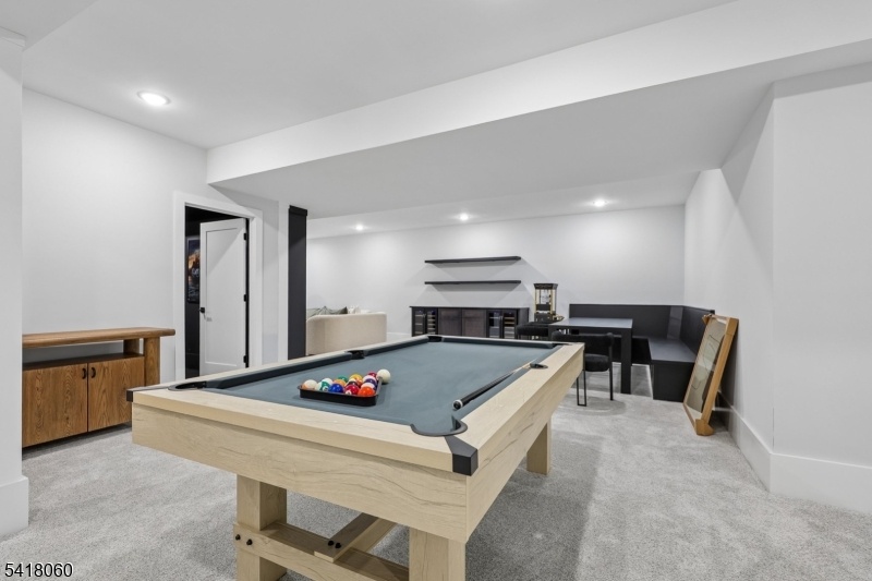 Billiard Room and Space