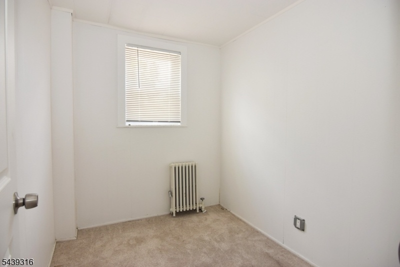 Bedroom 8x6