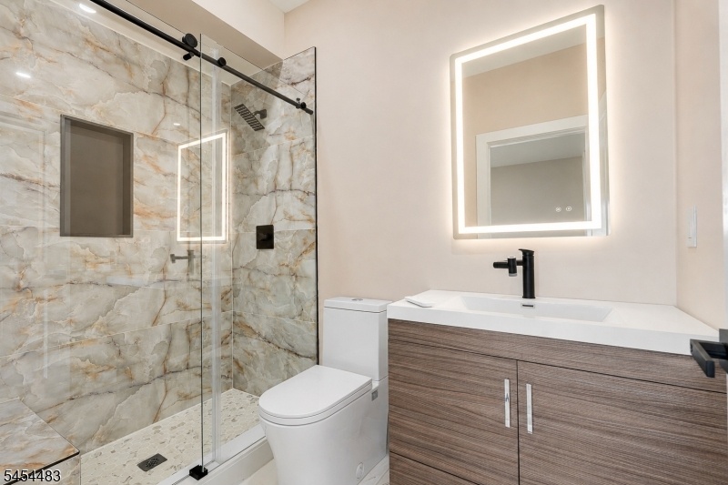 Unit 2 Master Bath