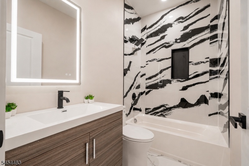 Unit 1 Bath 2