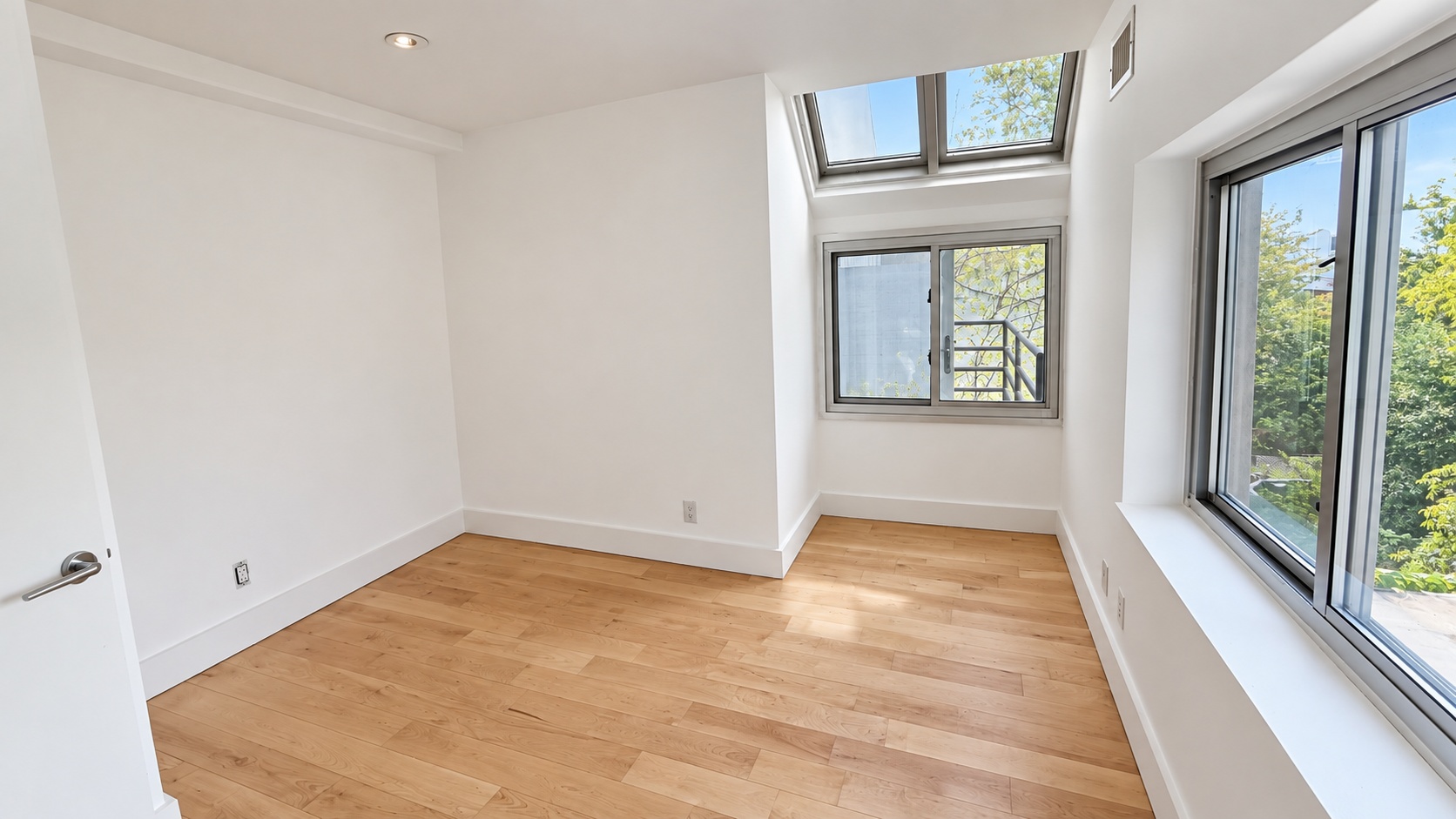 96 Woodpoint Road 3-A East Williamsburg Brooklyn NY 11211