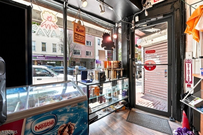Commercial Space 1