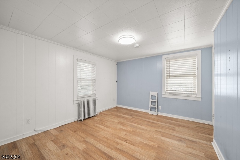 Back Apartment