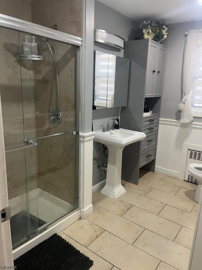Second fl bathroom