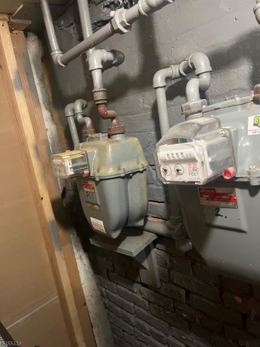 Gas meters