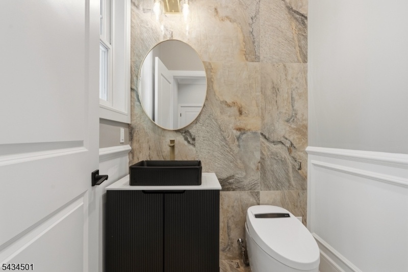 powder room