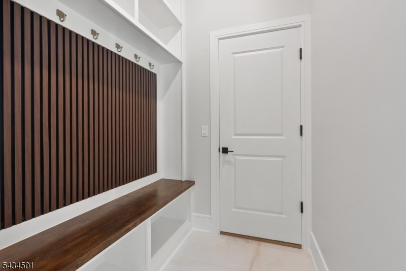 mud room
