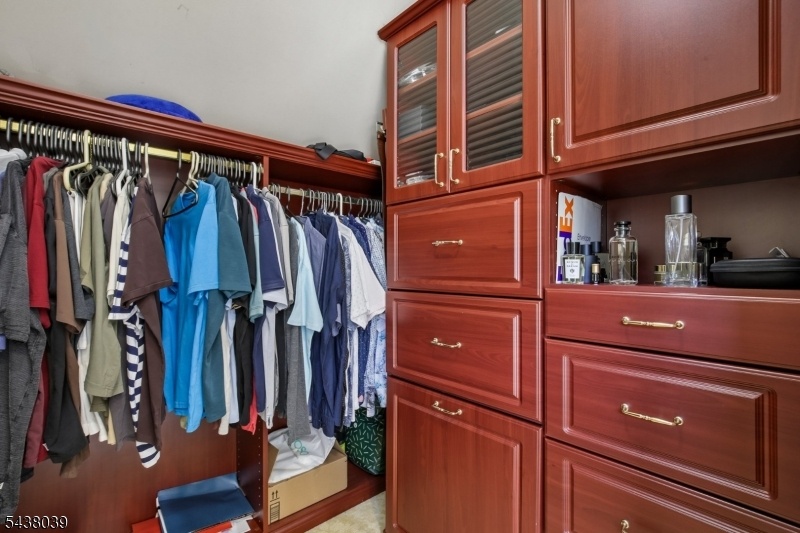 Walk-in close