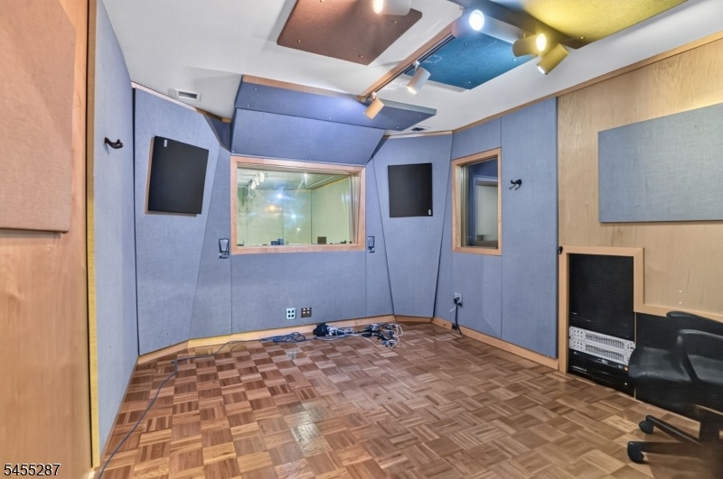 podcast room