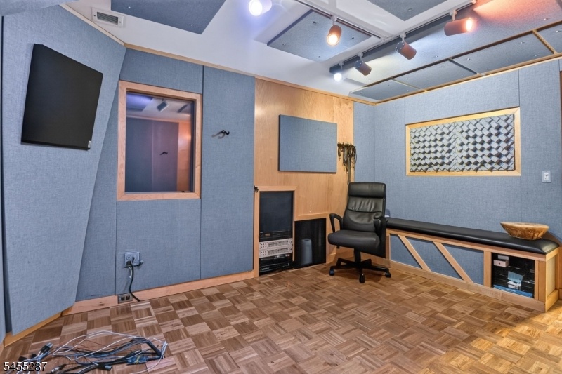 sound room