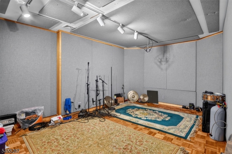 sound room