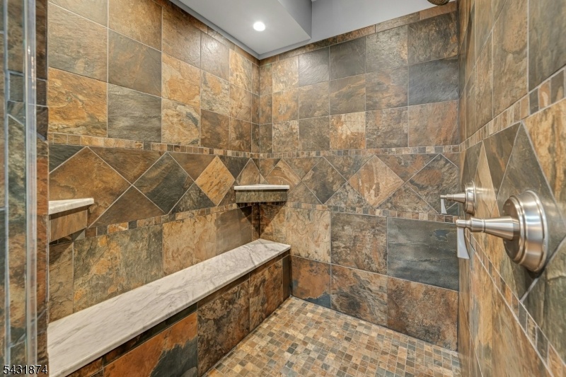 Primary Oversized Shower