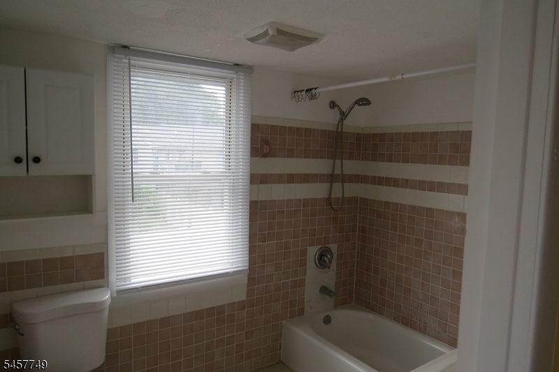 2nd floor bath