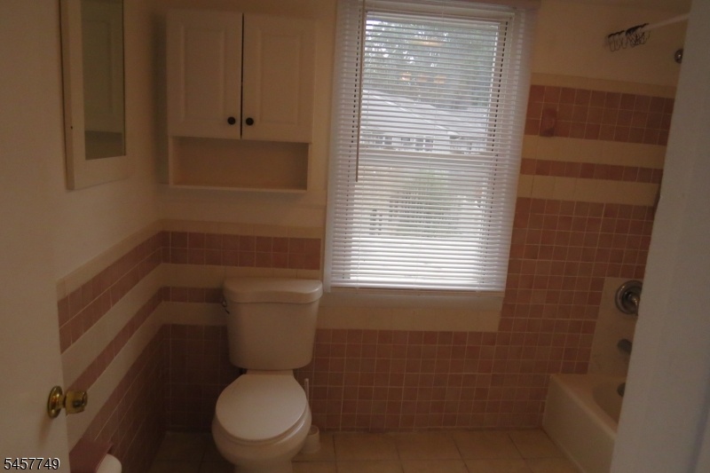 2nd floor bath