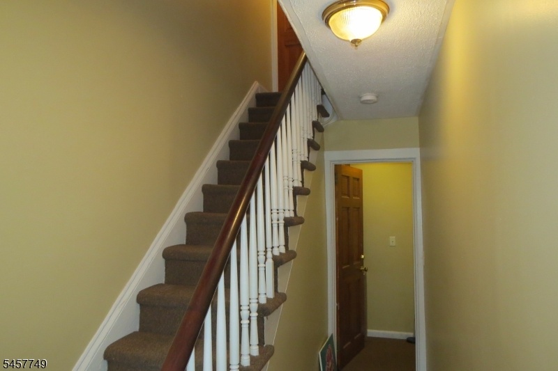 1st floor 2nd floor apt stairs