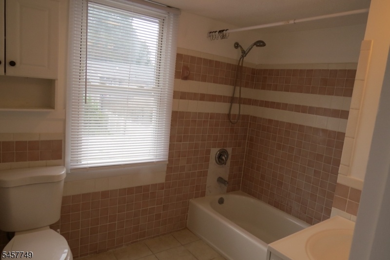 2nd floor bath